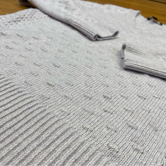 Ann Taylor V-Neck Knit Lilac Sweater size Small - Picture 6 of 8